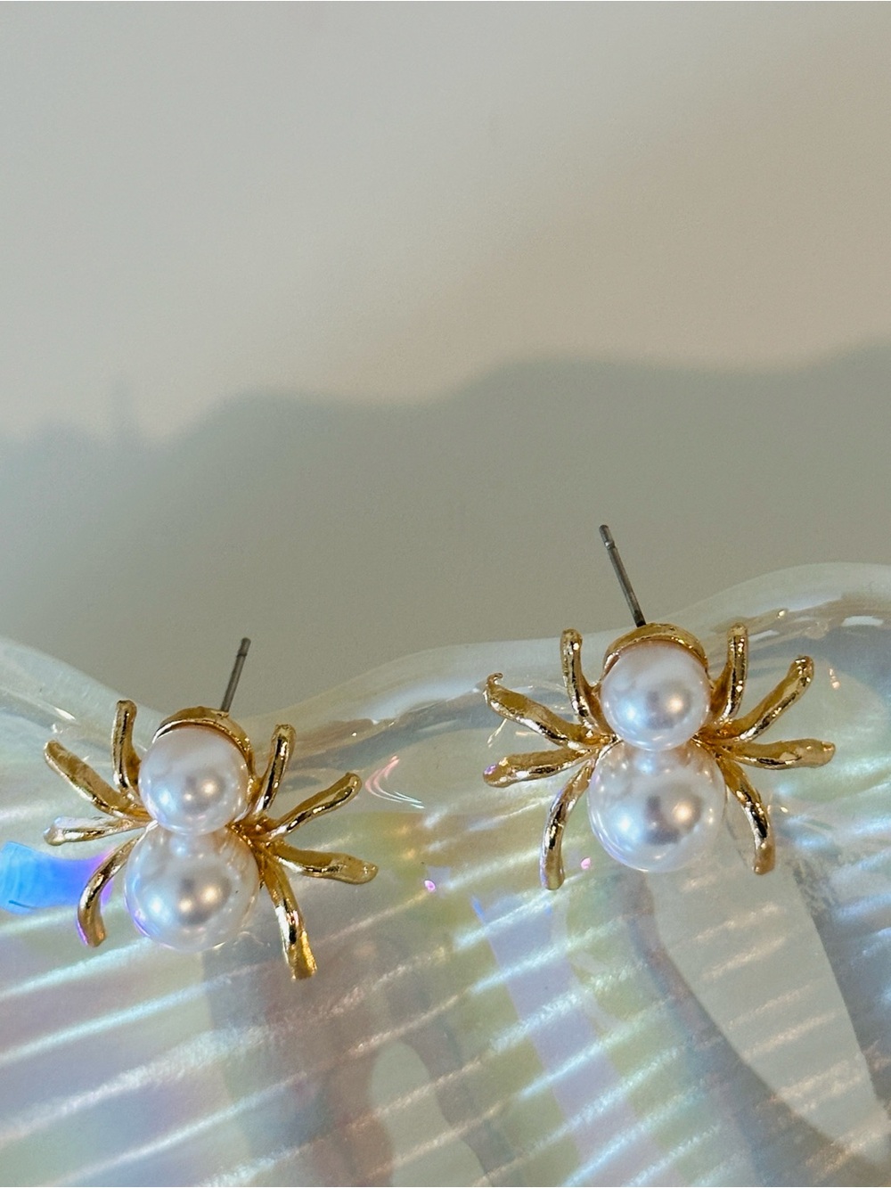Fashion Jewelry Gold Pearl Spider Stud Earrings - Gold and White